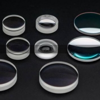 認識光學透鏡-什么是正彎月透鏡？